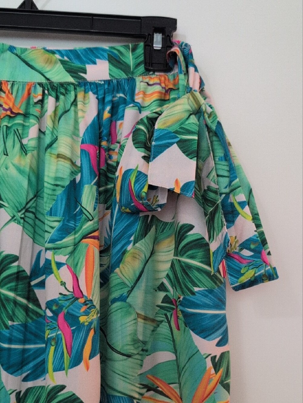Rachel Zoe Women's Medium Tropical Leaf Wrap Maxi Skirt in Green, Blue and Pink - Picture 2 of 7